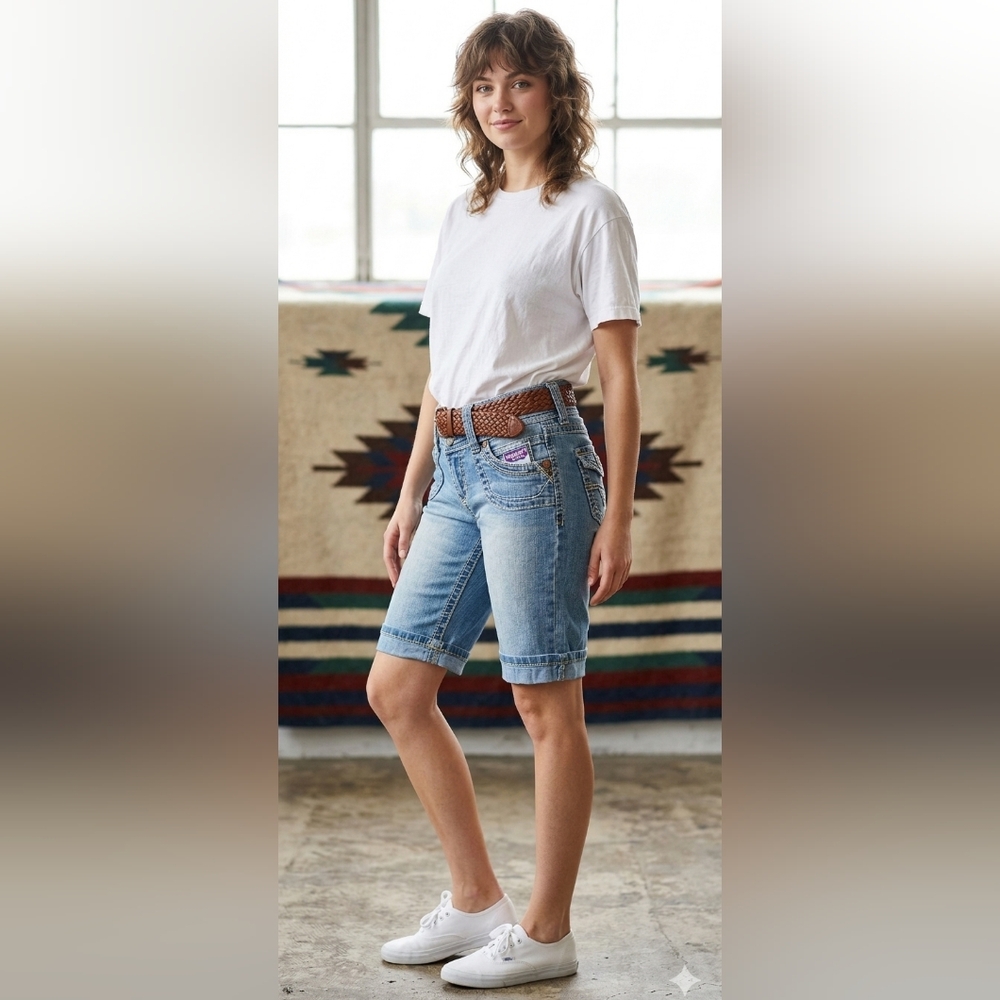 ANGELS JEANS (Vintage) Light Blue Jean Shorts Made In Germany 1980s